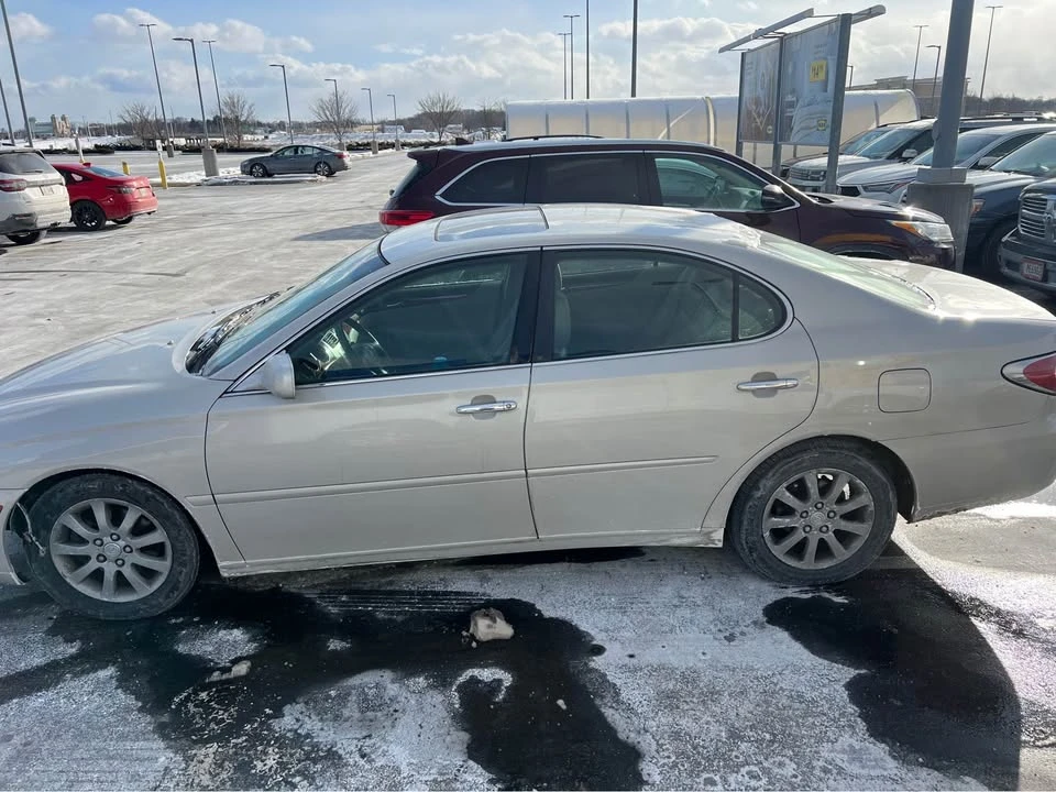 2004 Lexus ES 3rd Gen - Image 2 of 7