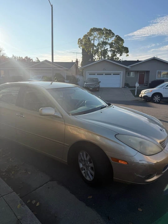 2004 Lexus ES 4th Gen - Image 7 of 15