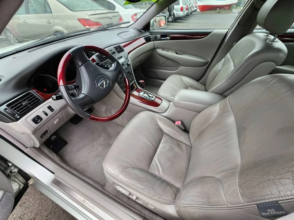 2004 Lexus ES 4th Gen - Image 5 of 6