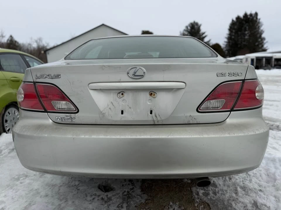2004 Lexus ES 4th Gen - Image 4 of 10