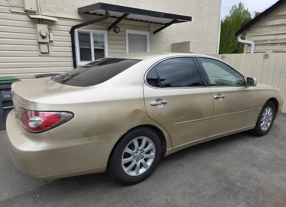 2004 Lexus ES 4th Gen - Image 2 of 4