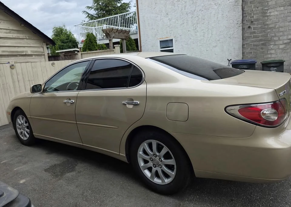 2004 Lexus ES 4th Gen - Image 3 of 4