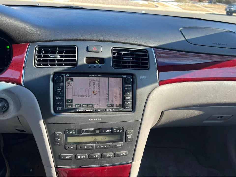 2004 Lexus ES 3rd Gen - Image 7 of 10
