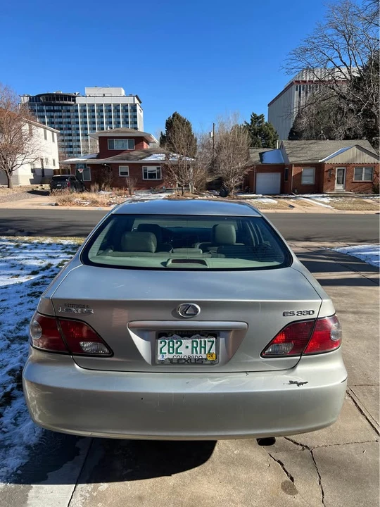 2004 Lexus ES 3rd Gen - Image 3 of 10