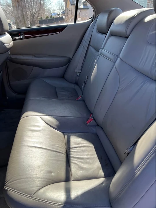 2004 Lexus ES 3rd Gen - Image 8 of 10