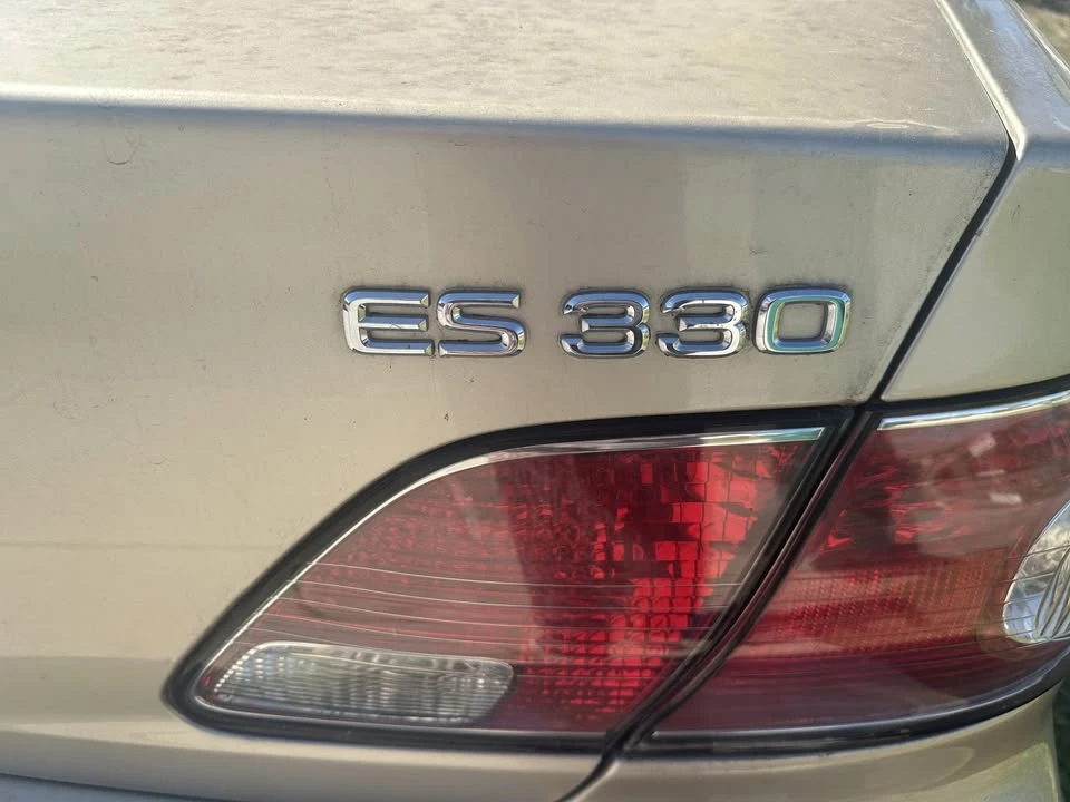 2004 Lexus ES 4th Gen - Image 18 of 19