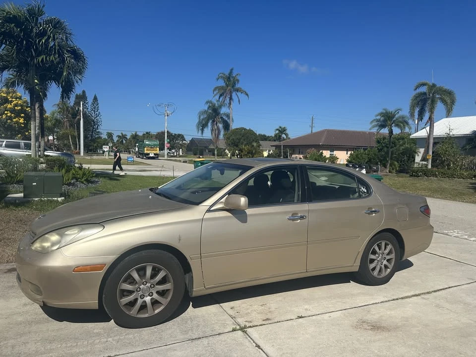 2004 Lexus ES 4th Gen - Image 4 of 19