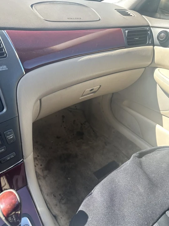 2004 Lexus ES 4th Gen - Image 12 of 19