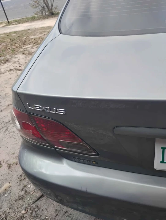2004 Lexus ES 4th Gen - Image 15 of 20