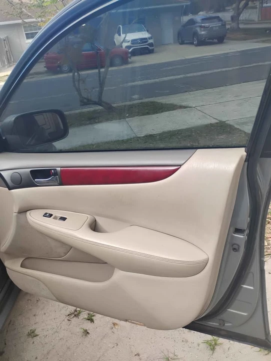 2004 Lexus ES 4th Gen - Image 8 of 20