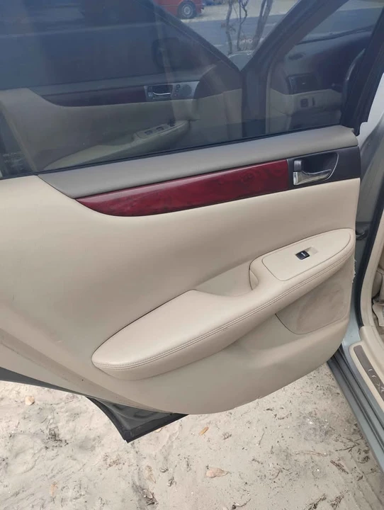 2004 Lexus ES 4th Gen - Image 4 of 20