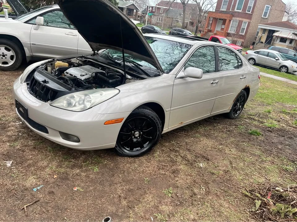 2004 Lexus ES 4th Gen - Image 5 of 6