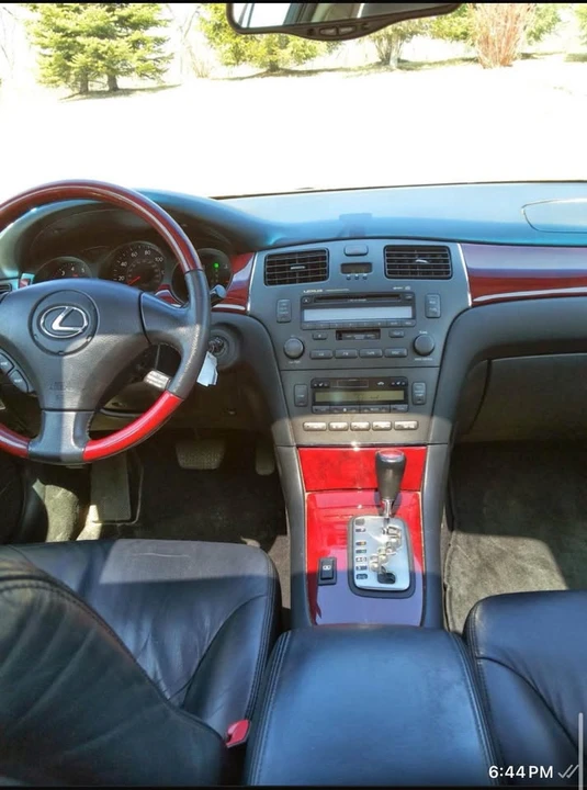 2004 Lexus ES 4th Gen - Image 15 of 15