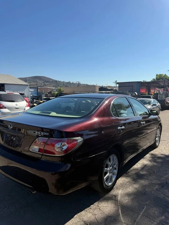 2004 Lexus ES 4th Gen - Image 7 of 12