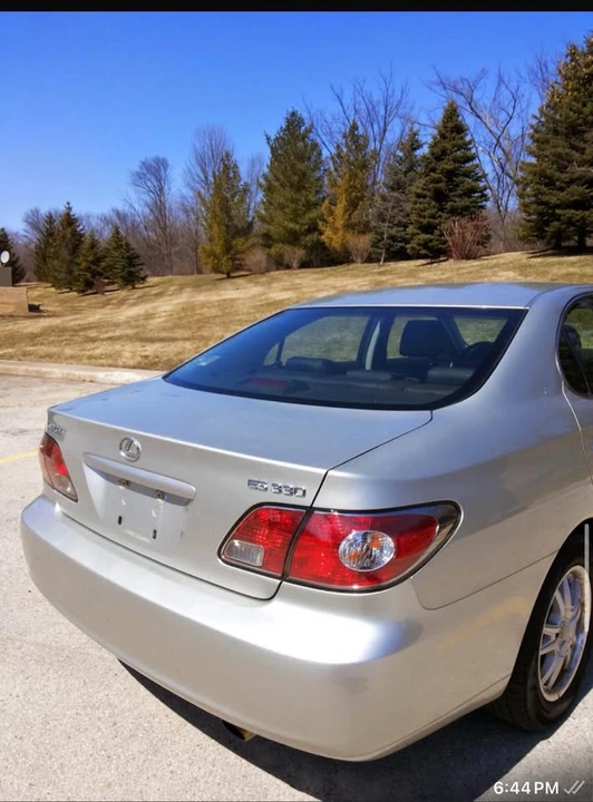 2004 Lexus ES 4th Gen - Image 3 of 15
