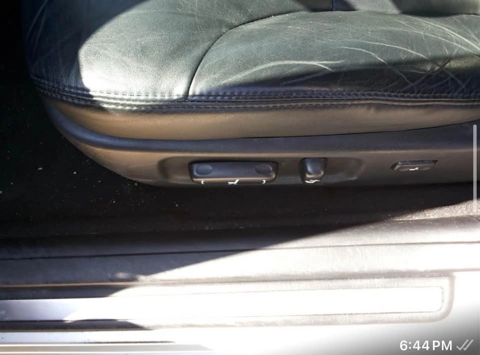 2004 Lexus ES 4th Gen - Image 5 of 15