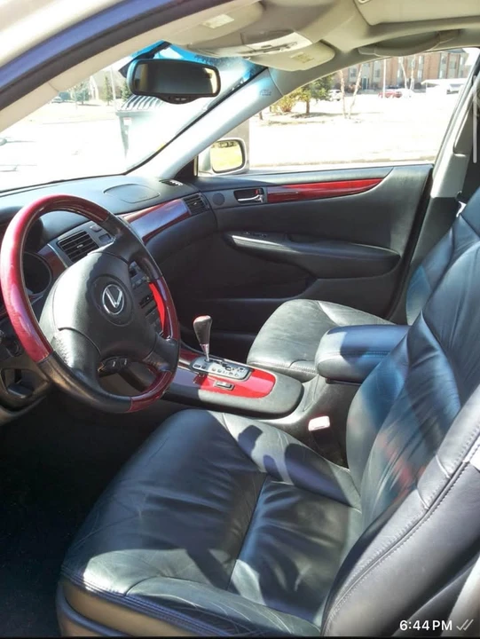 2004 Lexus ES 4th Gen - Image 7 of 15