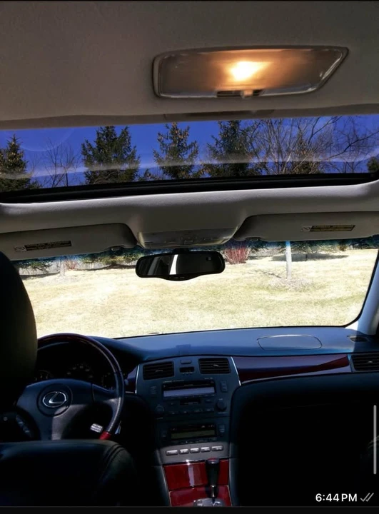 2004 Lexus ES 4th Gen - Image 14 of 15