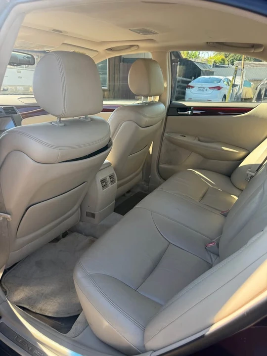 2004 Lexus ES 4th Gen - Image 12 of 12