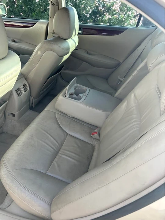 2004 Lexus ES 4th Gen - Image 8 of 8