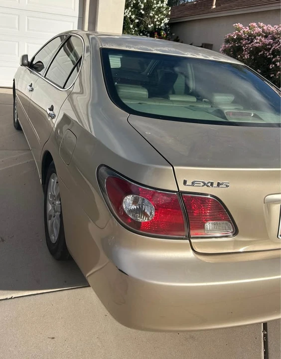 2004 Lexus ES 4th Gen - Image 4 of 8