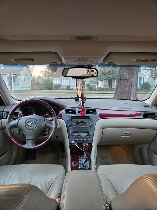2004 Lexus ES 4th Gen - Image 8 of 9