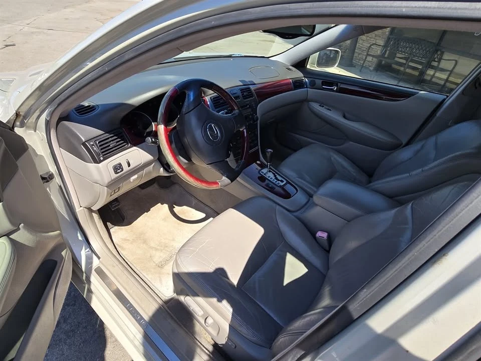 2004 Lexus ES 4th Gen - Image 7 of 7