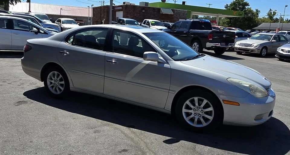 2004 Lexus ES 4th Gen - Image 4 of 7