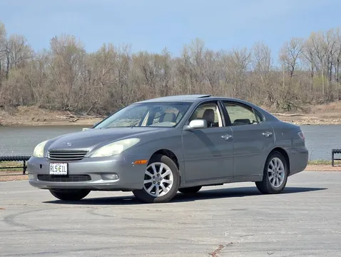 2004 Lexus ES 330