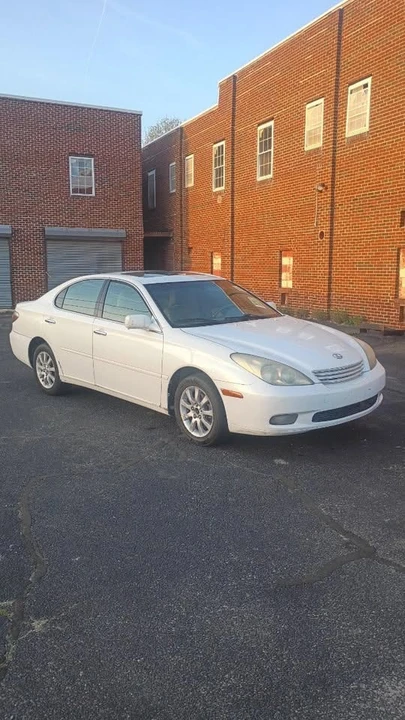 2004 Lexus ES 4th Gen - Image 2 of 7