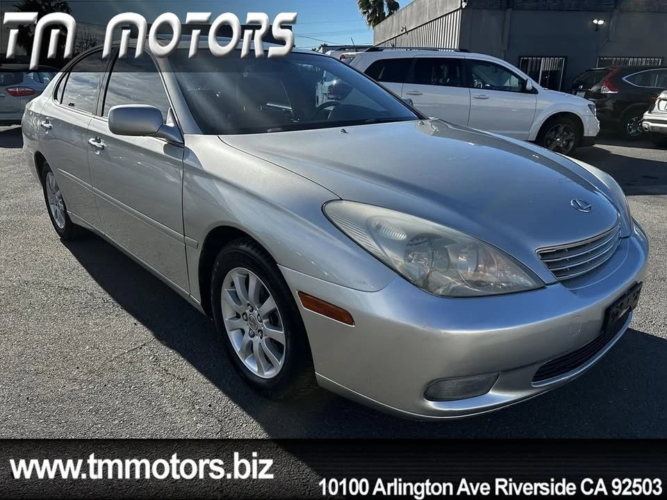 2004 Lexus ES 4th Gen - Image 16 of 19