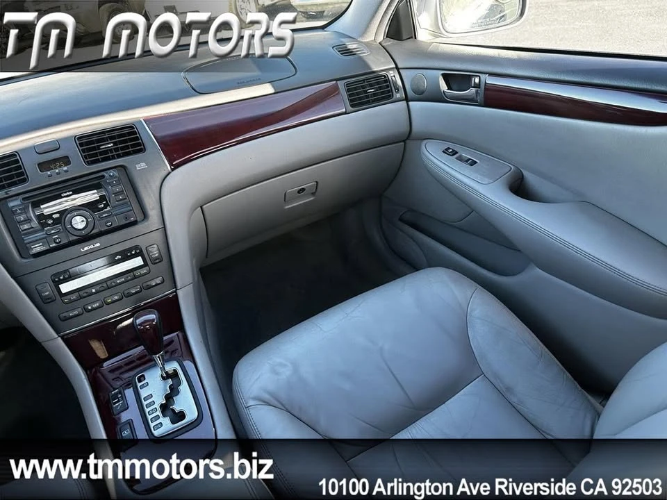 2004 Lexus ES 4th Gen - Image 11 of 19
