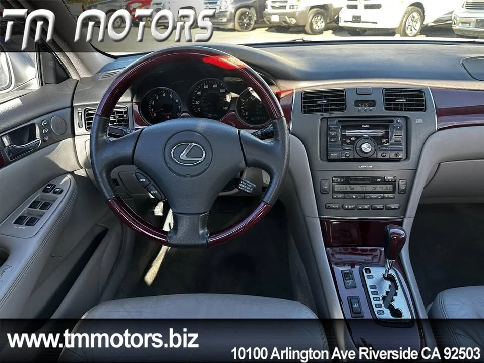 2004 Lexus ES 4th Gen - Image 12 of 19