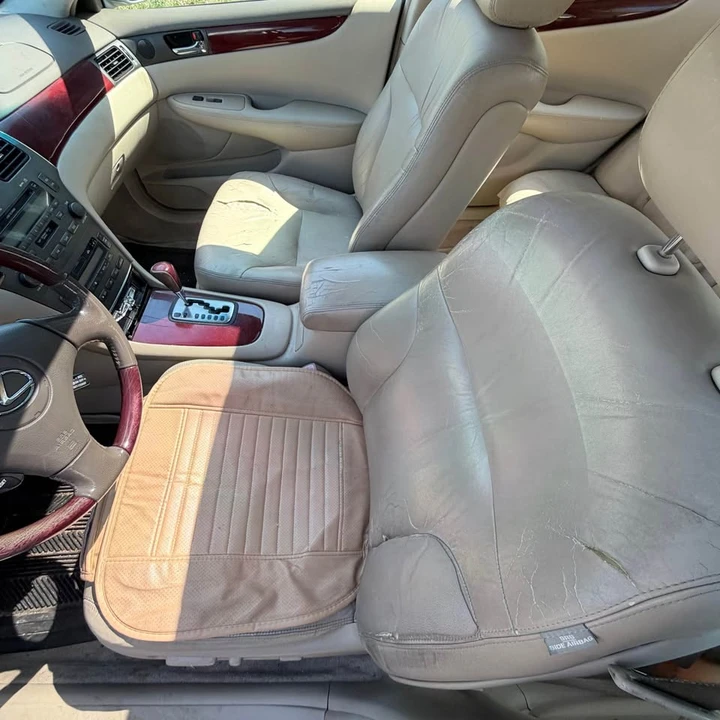 2004 Lexus ES 4th Gen - Image 8 of 12
