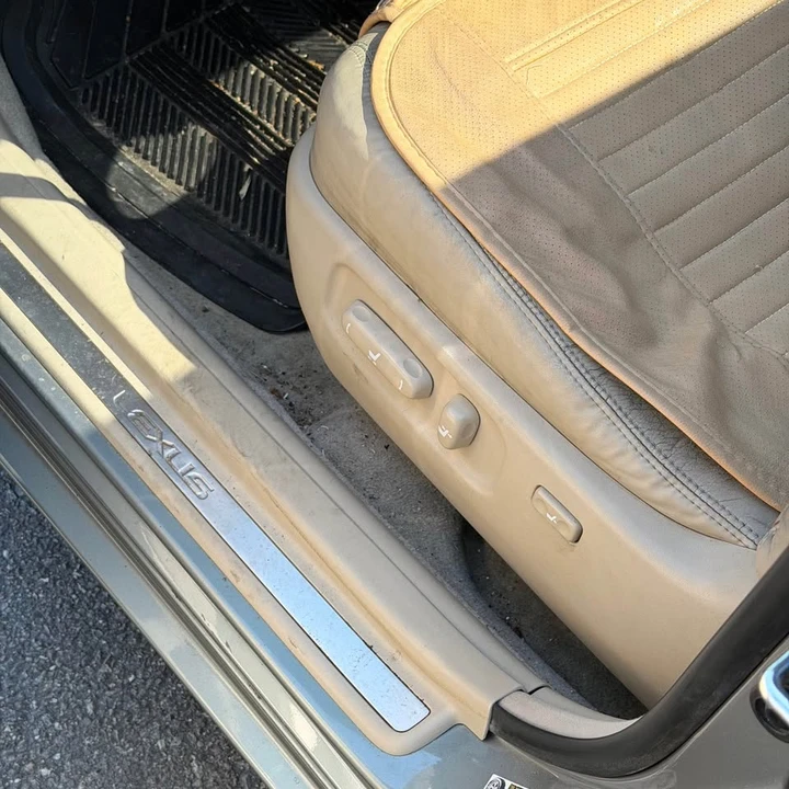 2004 Lexus ES 4th Gen - Image 12 of 12