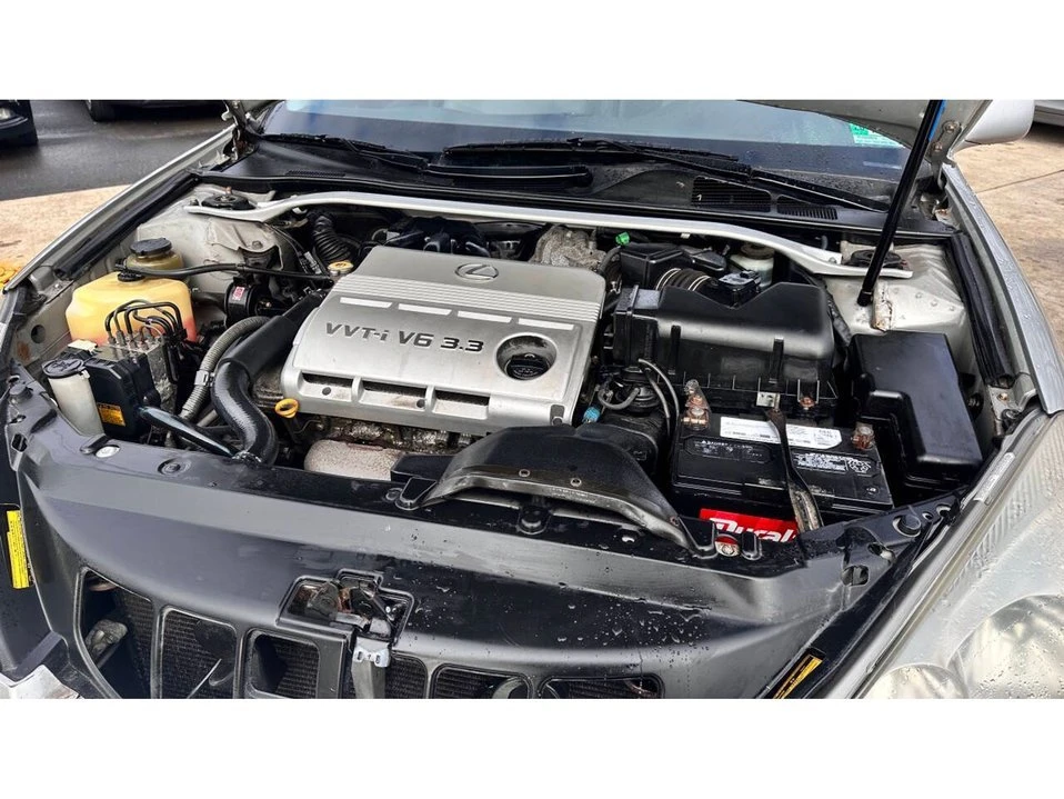 2004 Lexus ES 4th Gen - Image 13 of 20