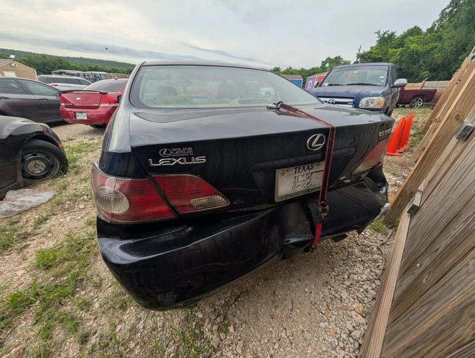 2004 Lexus ES 4th Gen - Image 3 of 6