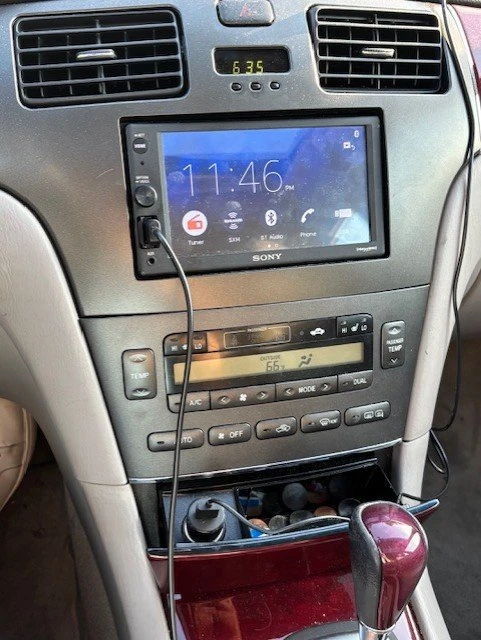 2004 Lexus ES 4th Gen - Image 8 of 18