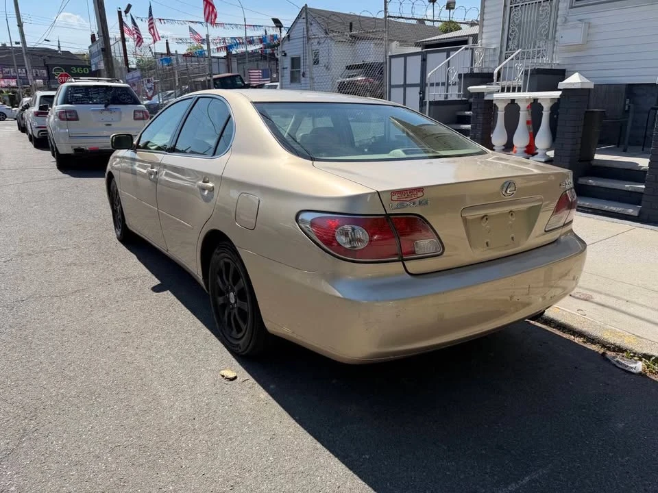 2004 Lexus ES 4th Gen - Image 7 of 17