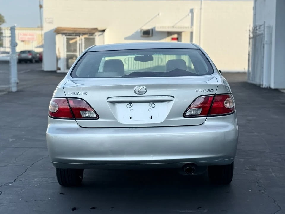 2004 Lexus ES 3rd Gen - Image 5 of 15