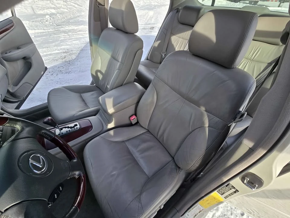 2004 Lexus ES 4th Gen - Image 9 of 19