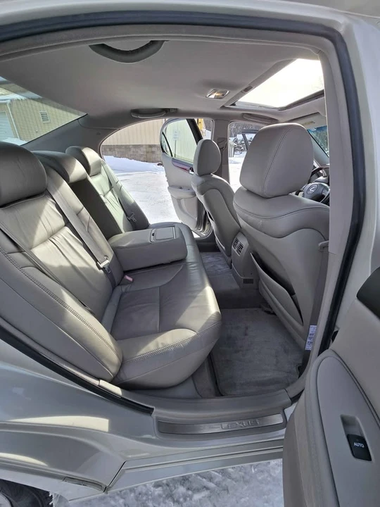 2004 Lexus ES 4th Gen - Image 11 of 19