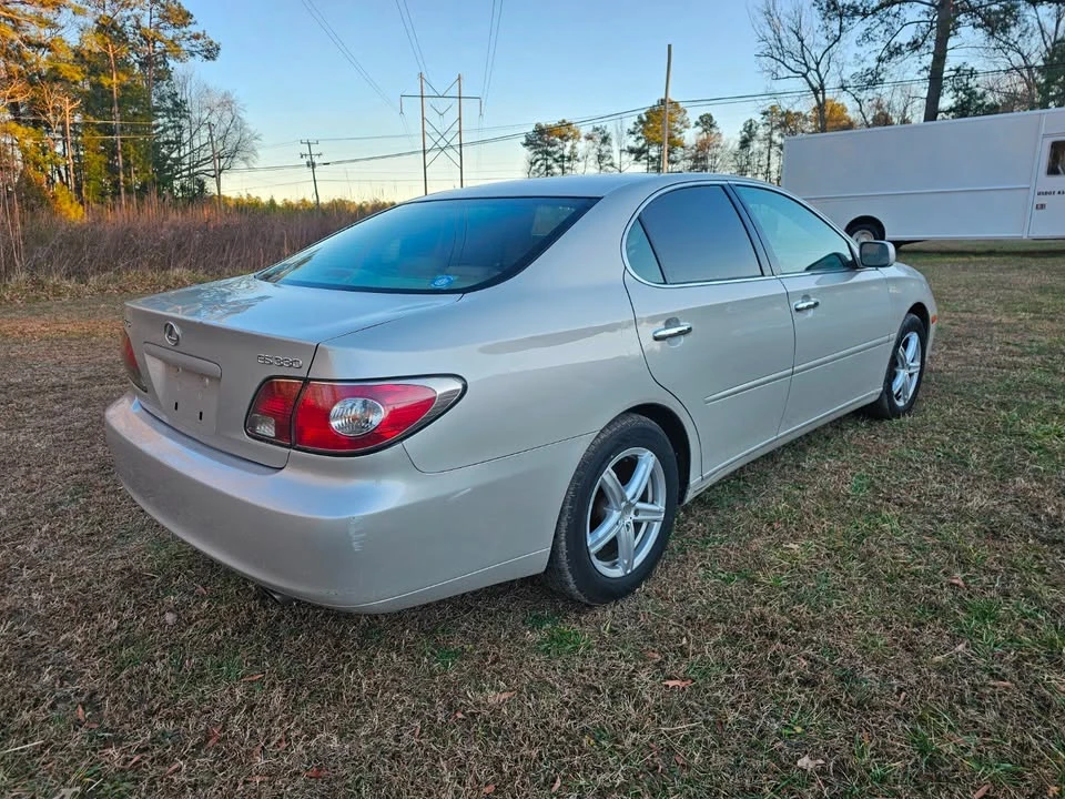 2004 Lexus ES 3rd Gen - Image 6 of 17