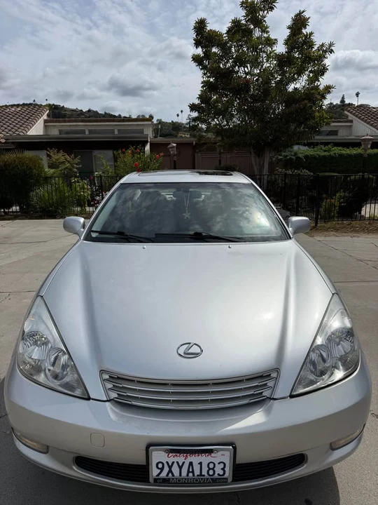 2004 Lexus ES 4th Gen - Image 5 of 18