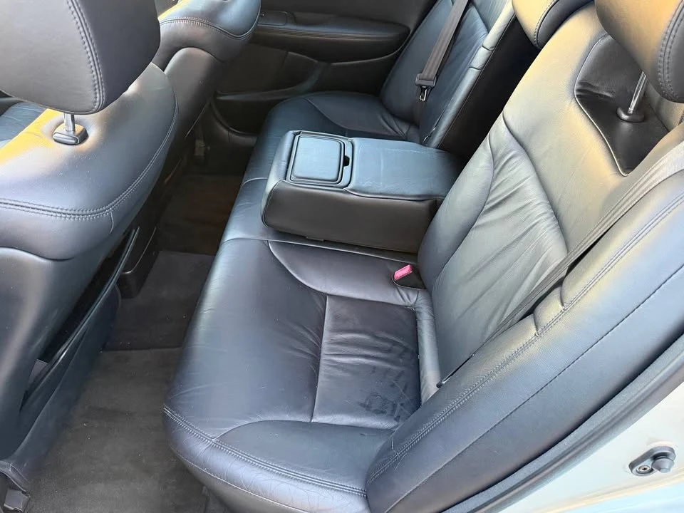 2004 Lexus ES 3rd Gen - Image 9 of 17