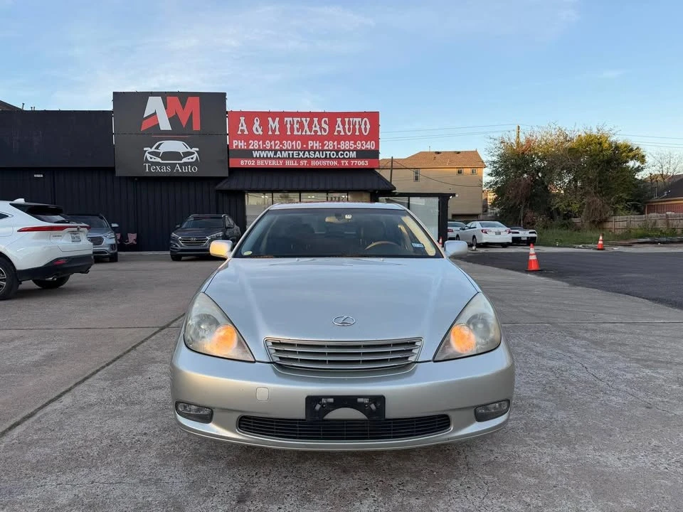 2004 Lexus ES 3rd Gen - Image 2 of 17