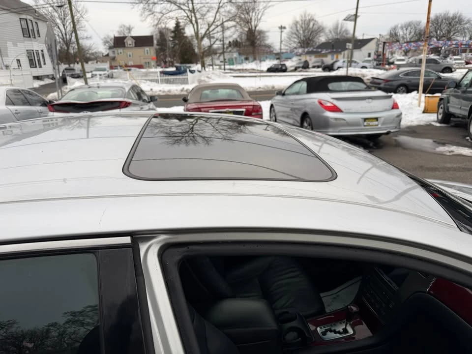 2004 Lexus ES 3rd Gen - Image 13 of 20
