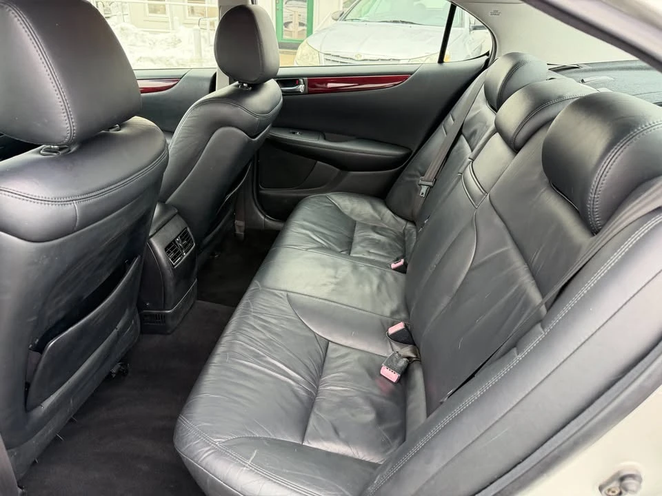 2004 Lexus ES 3rd Gen - Image 10 of 20