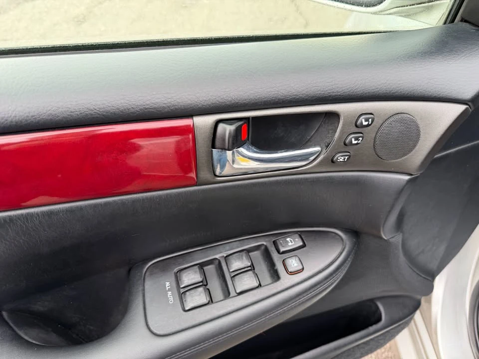 2004 Lexus ES 3rd Gen - Image 3 of 20