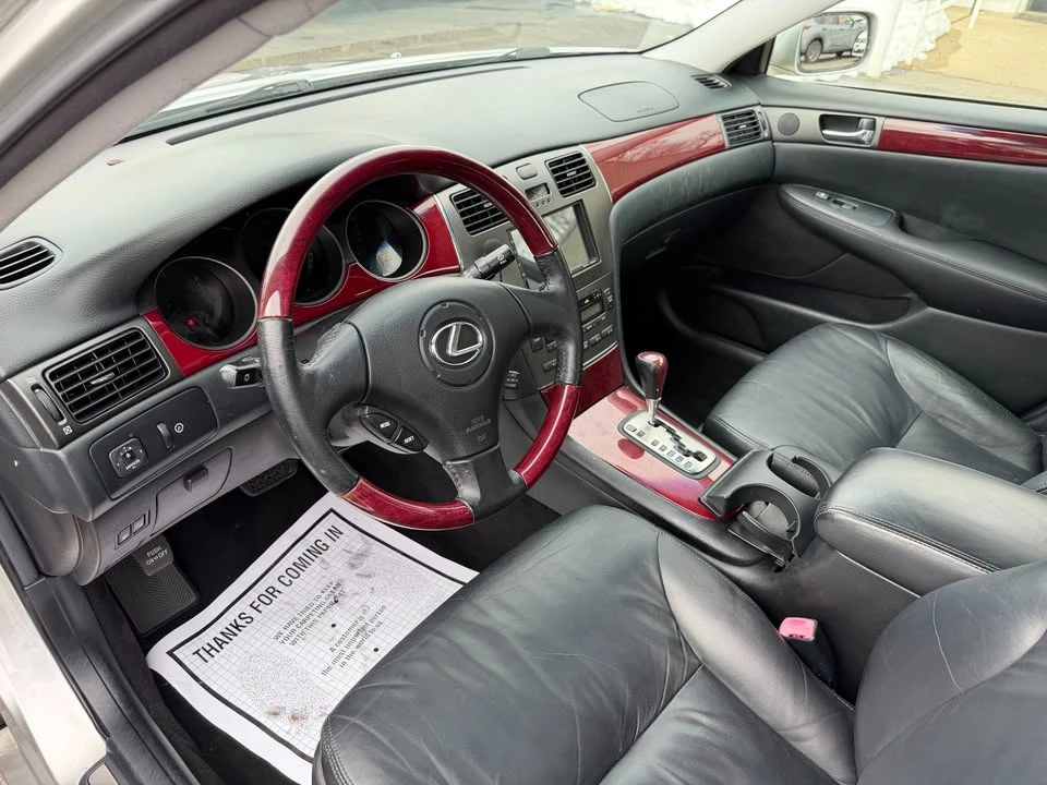 2004 Lexus ES 3rd Gen - Image 6 of 20